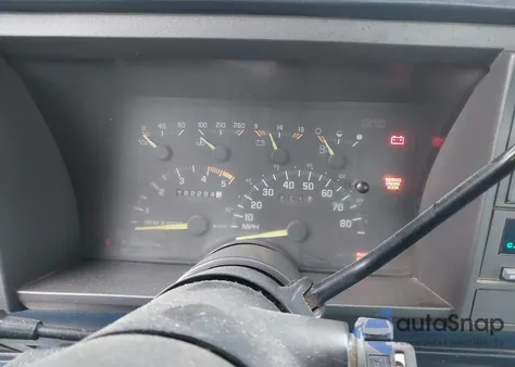 1994 Chevrolet Gmt-400 K1500 z USA, uszkodzony, nr VIN 1GCEK14K1RE102571